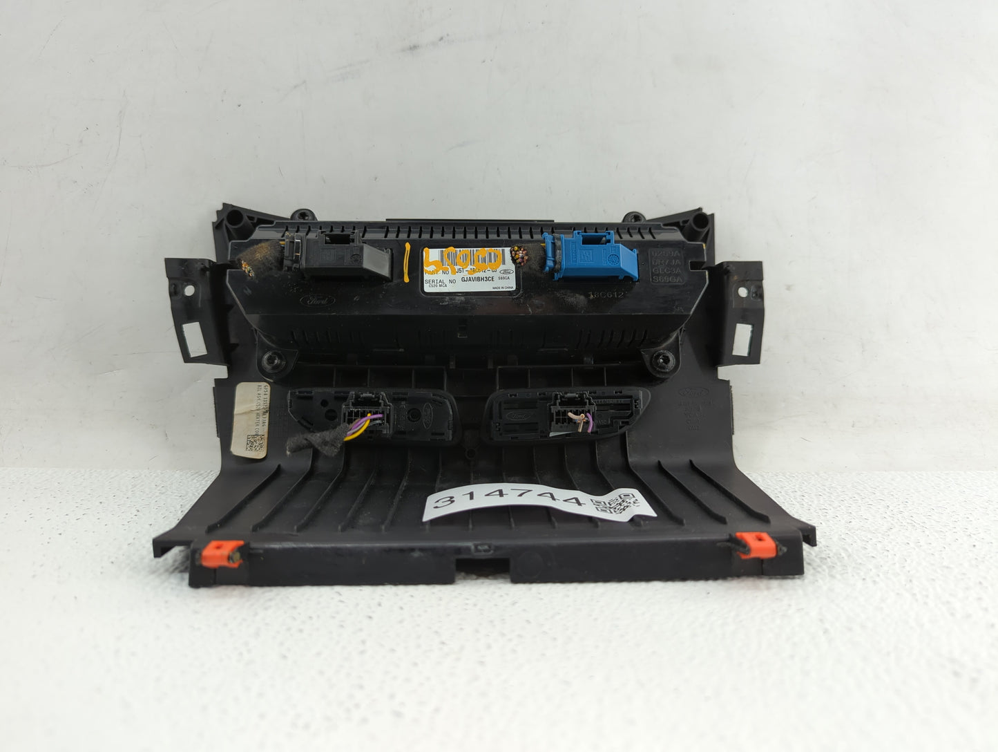 2018-2019 Ford Escape Climate Control Module Temperature AC/Heater Replacement P/N:GJ5T-18C612-CJ GJ5T-18C612-CH Fits OEM Us