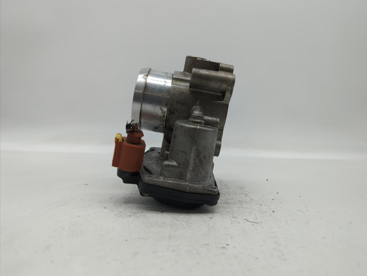 2017-2019 Ford Escape Throttle Body P/N:DS7G-9F991-BB DS7G-9E991-BB, DS7G-9F991-CA Fits Fits 2014 2015 2016 2017 2018 2019 O