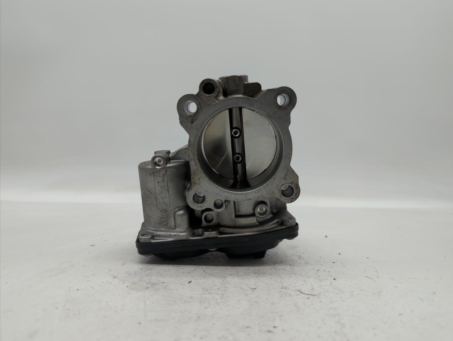 2017-2019 Ford Escape Throttle Body P/N:DS7G-9F991-BB DS7G-9E991-BB, DS7G-9F991-CA Fits Fits 2014 2015 2016 2017 2018 2019 O