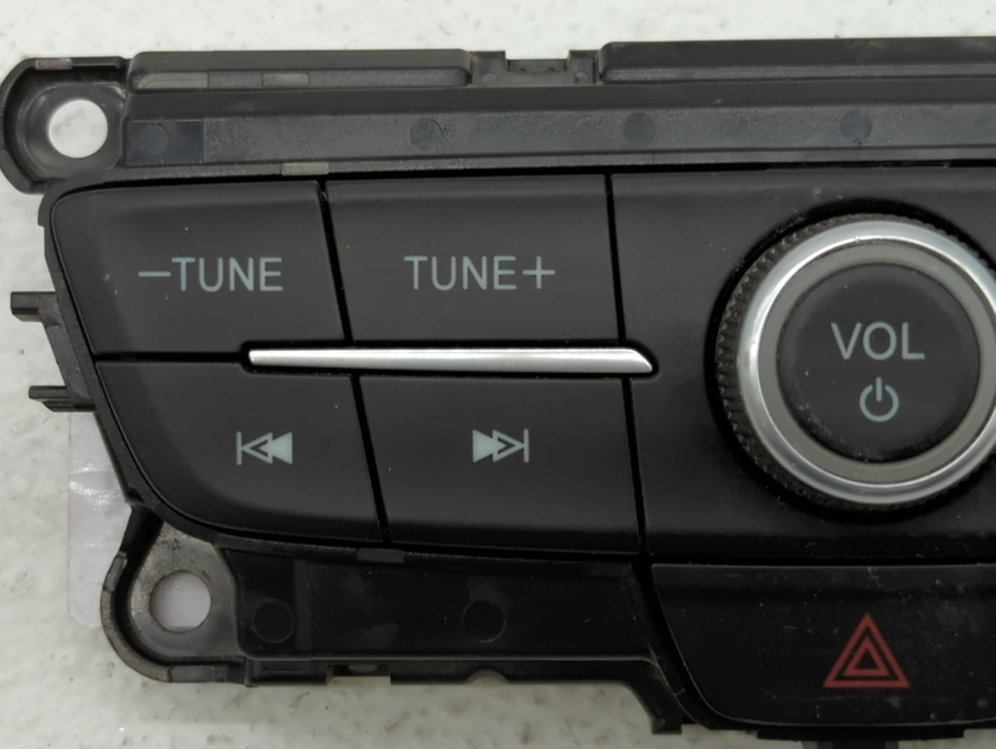 2017-2019 Ford Escape Radio AM FM Cd Player Receiver Replacement P/N:F1CT18K811HC JJ5T-18K811-HA Fits Fits 2017 2018 2019 OE