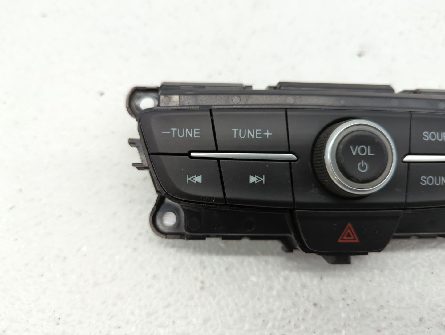 2018 Ford Escape Climate Control Module Temperature AC/Heater Replacement P/N:F1CT18K811HC Fits Fits 2019 OEM Used Auto Part
