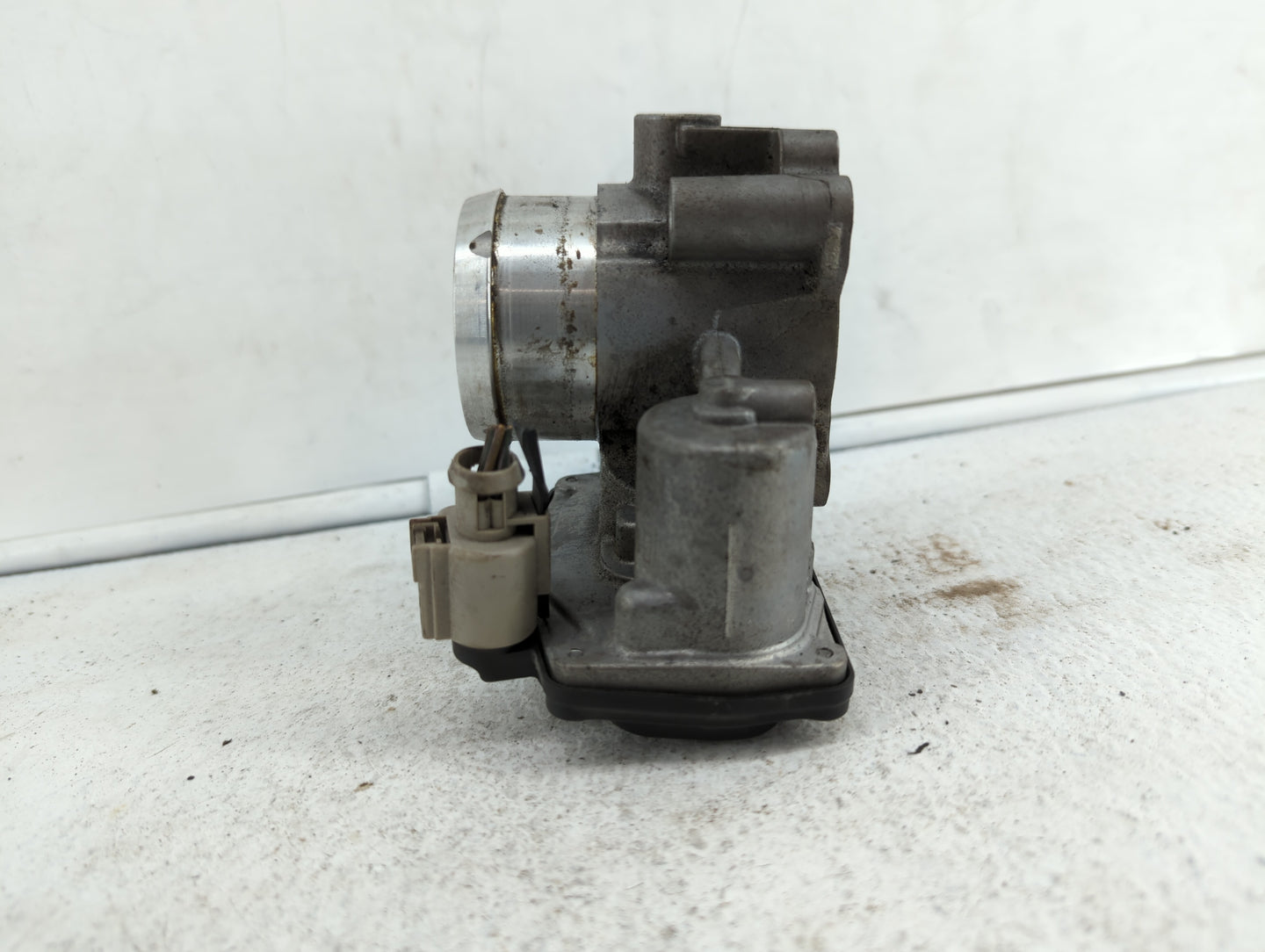 2017-2019 Ford Escape Throttle Body P/N:50989011 DS7G-9F991-BB, DS7G-9E991-BB Fits Fits 2014 2015 2016 2017 2018 2019 OEM Us