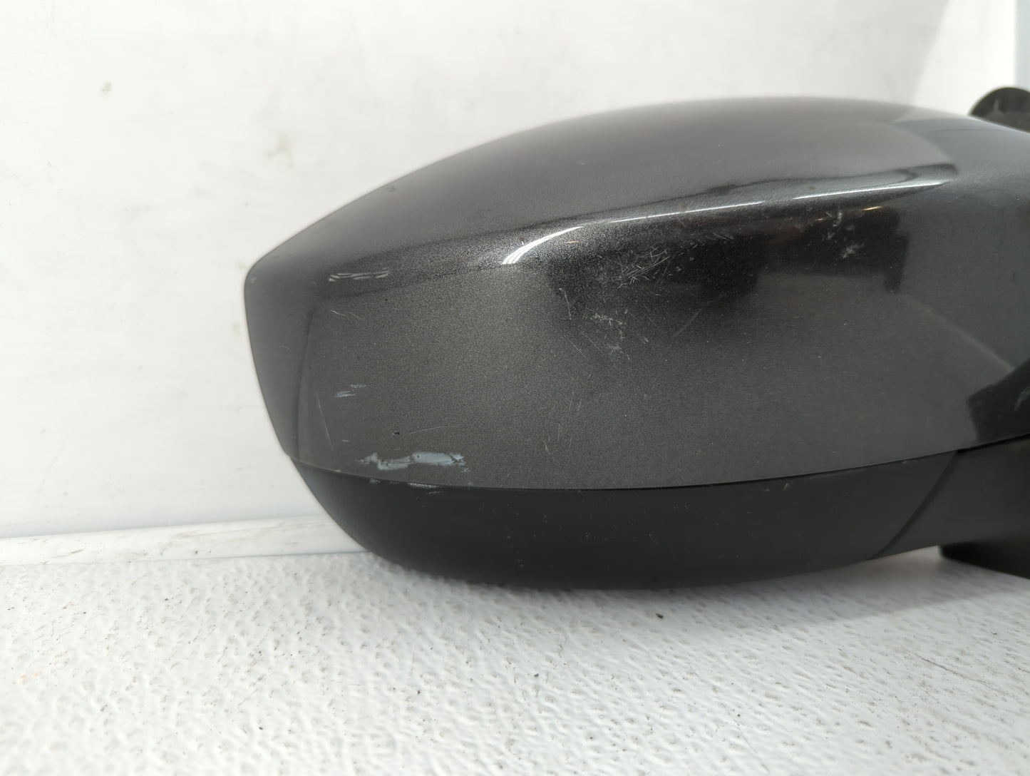 2017-2019 Ford Escape Driver Side View Mirror - Left Door Mirror OEM Used - Oemusedautoparts1.com