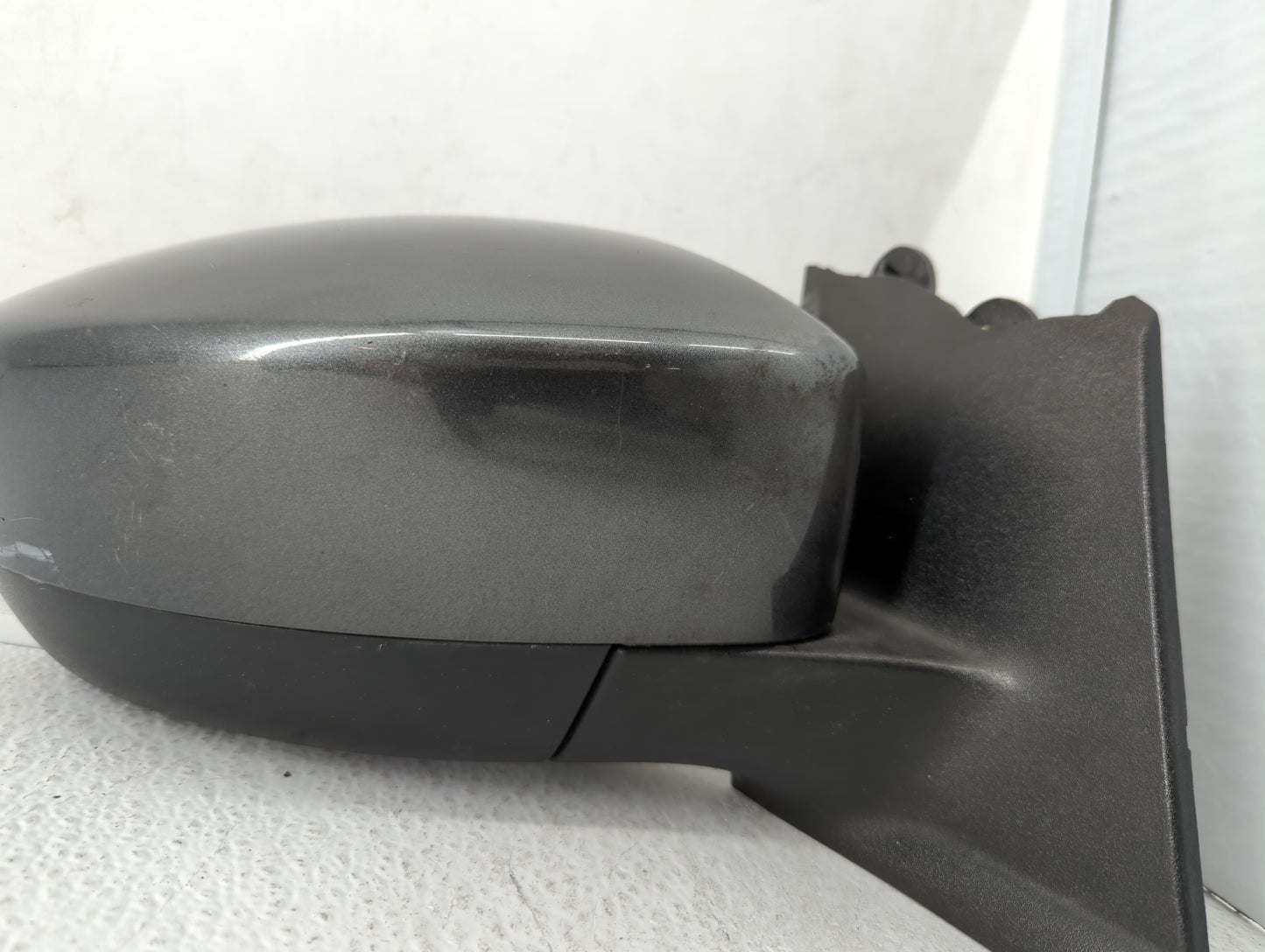 2017-2019 Ford Escape Driver Side View Mirror - Left Door Mirror OEM Used - Oemusedautoparts1.com