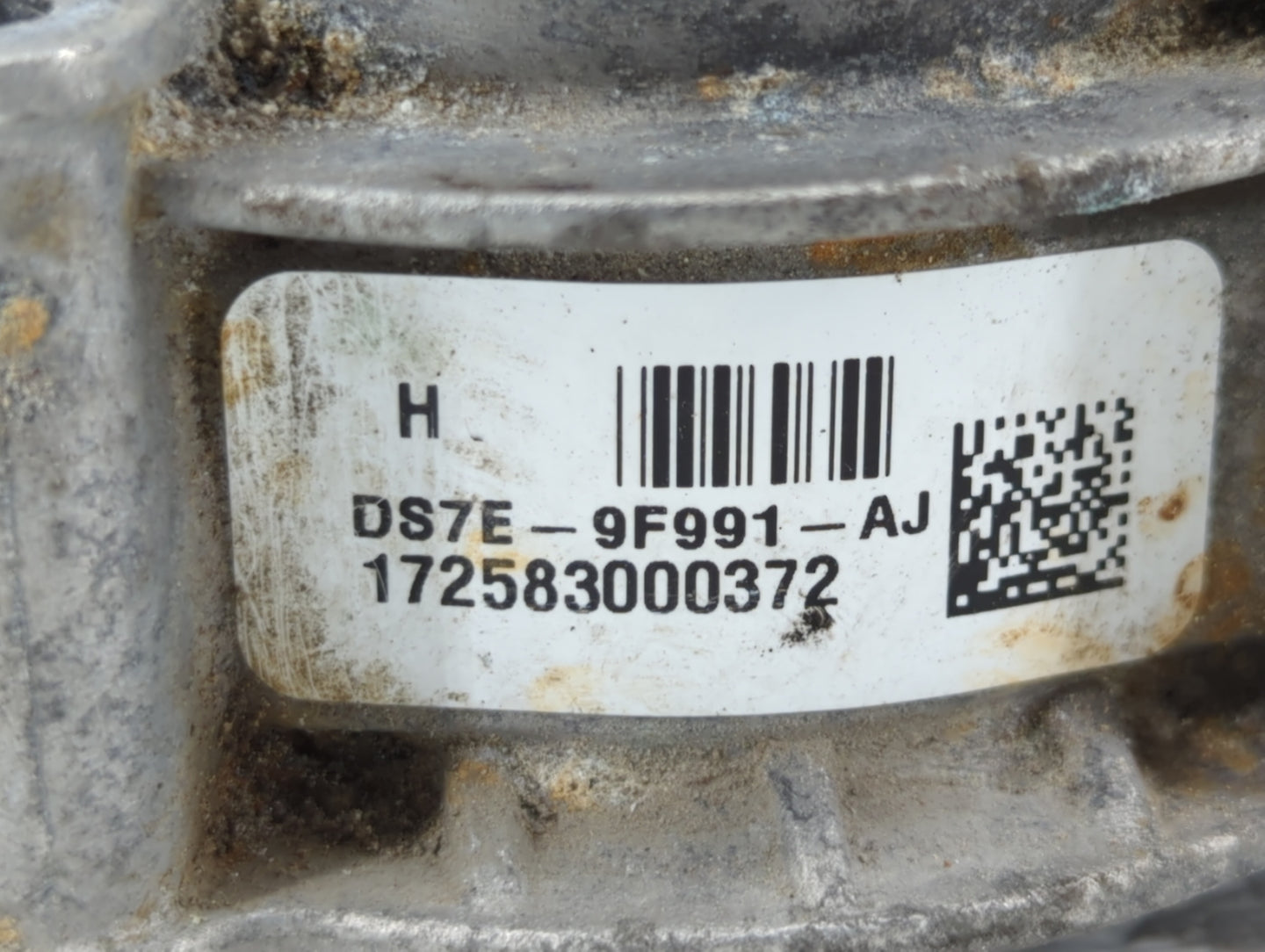 2013-2019 Ford Escape Throttle Body P/N:DS7E-9F991-AK DS7E-9F991-AD Fits Fits 2013 2014 2015 2016 2017 2018 2019 2020 OEM Us