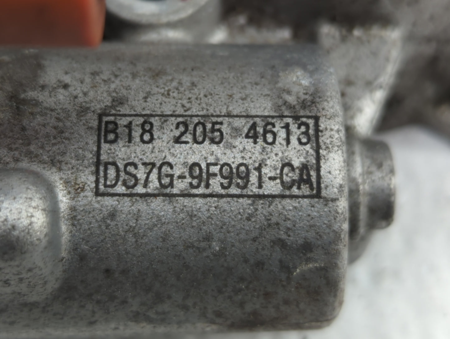 2017-2019 Ford Escape Throttle Body P/N:B18 205 4613 DS7G-9F991-CA Fits Fits 2014 2015 2016 2017 2018 2019 OEM Used Auto Par