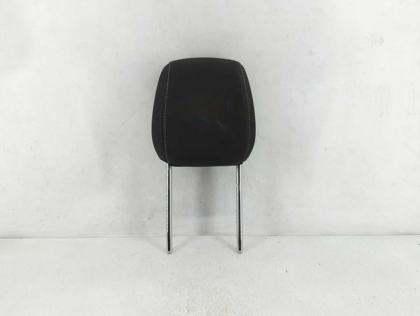 2016-2019 Ford Escape Headrest Head Rest Front Driver Passenger Seat Fits Fits 2016 2017 2018 2019 OEM Used Auto Parts - Oem