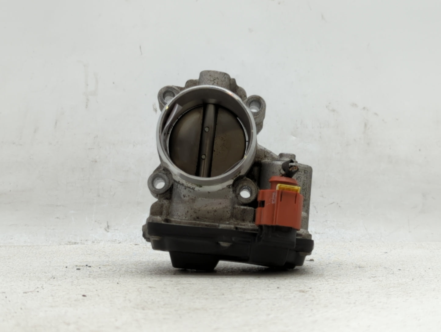 2017-2019 Ford Escape Throttle Body P/N:DS7G-9F991-CA Fits Fits 2014 2015 2016 2017 2018 2019 OEM Used Auto Parts - Oemuseda