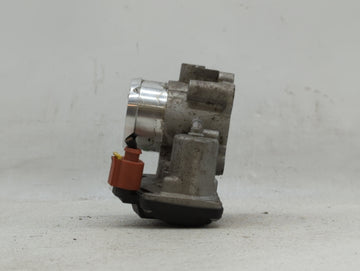 2017-2019 Ford Escape Throttle Body P/N:DS7G-9F991-CA Fits Fits 2014 2015 2016 2017 2018 2019 OEM Used Auto Parts