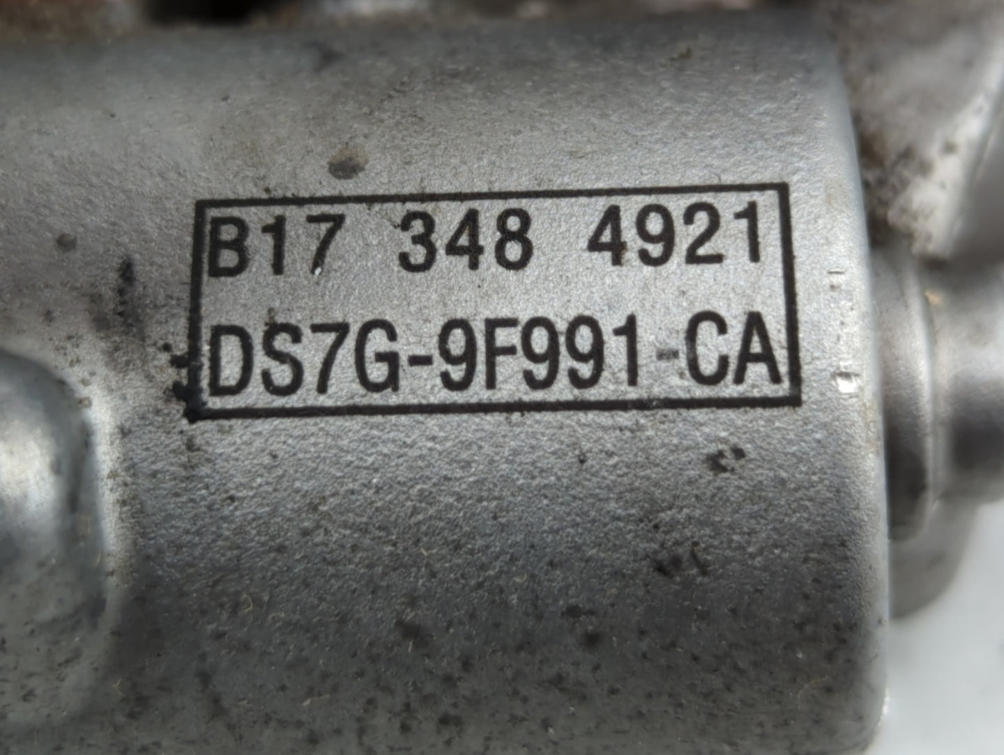 2017-2019 Ford Escape Throttle Body P/N:B18 205 4613 DS7G-9F991-CA Fits Fits 2014 2015 2016 2017 2018 2019 OEM Used Auto Par