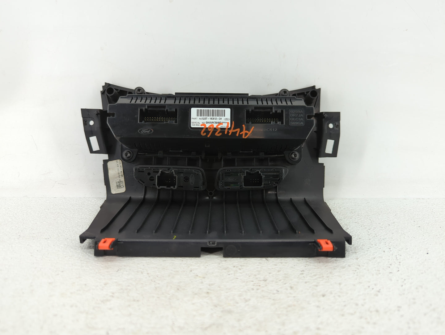2018-2019 Ford Escape Climate Control Module Temperature AC/Heater Replacement P/N:GJ5T-18C612-CJ GJ5T-18C612-CH Fits OEM Us