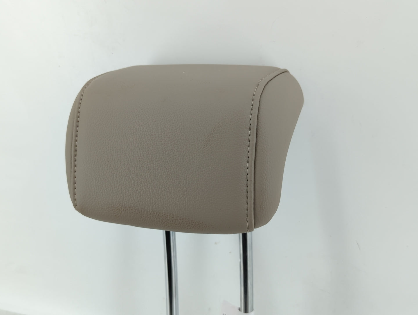 2016-2019 Ford Escape Headrest Head Rest Front Driver Passenger Seat Fits Fits 2016 2017 2018 2019 OEM Used Auto Parts - Oem