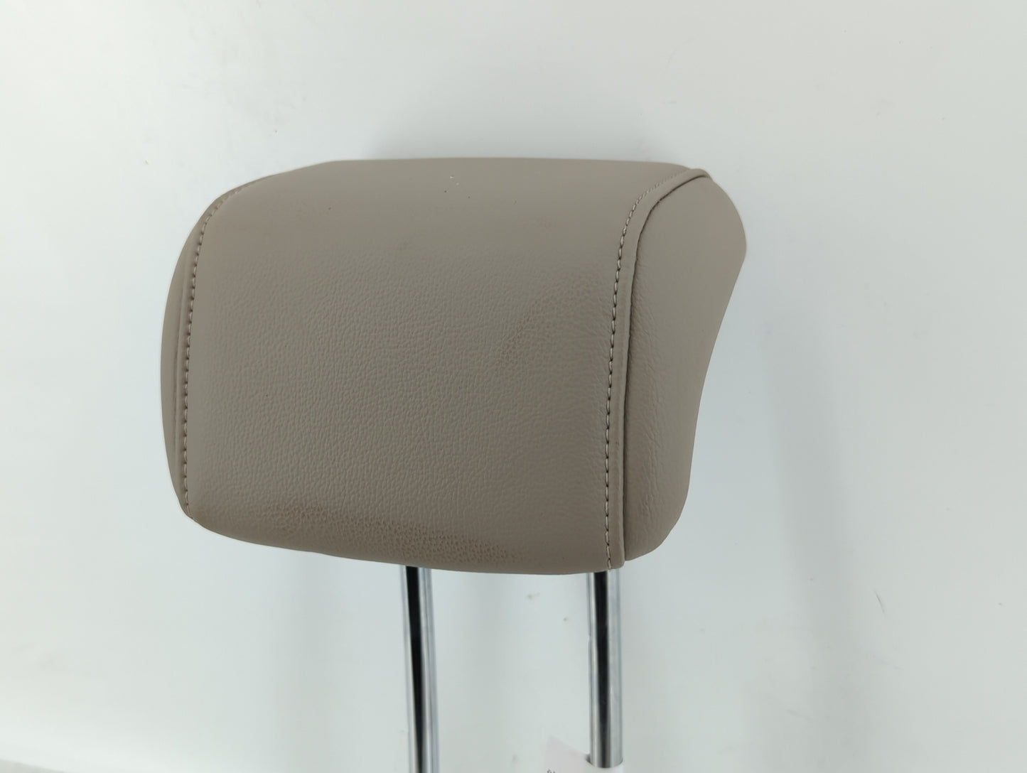 2016-2019 Ford Escape Headrest Head Rest Front Driver Passenger Seat Fits Fits 2016 2017 2018 2019 OEM Used Auto Parts - Oem