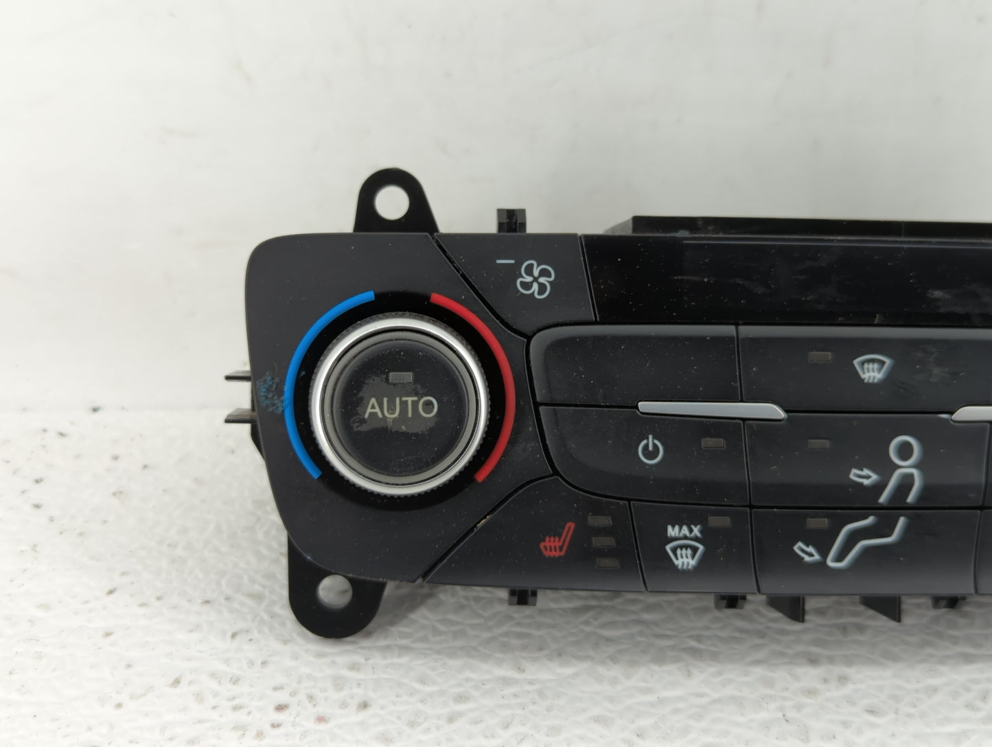 2018-2019 Ford Escape Climate Control Module Temperature AC/Heater Replacement P/N:GJ5T-18C612-CJ GJ5T-18C612-CH Fits OEM Us