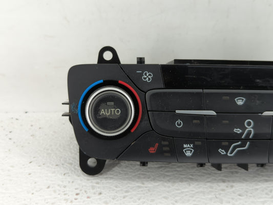 2018-2019 Ford Escape Climate Control Module Temperature AC/Heater Replacement P/N:GJ5T-18C612-CJ GJ5T-18C612-CH Fits OEM Used Auto Parts