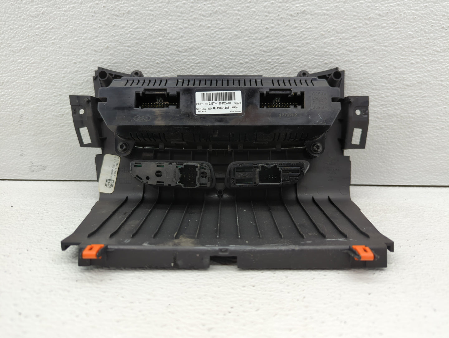 2018-2019 Ford Escape Climate Control Module Temperature AC/Heater Replacement P/N:GJ5T-18C612-CJ GJ5T-18C612-CH Fits OEM Us
