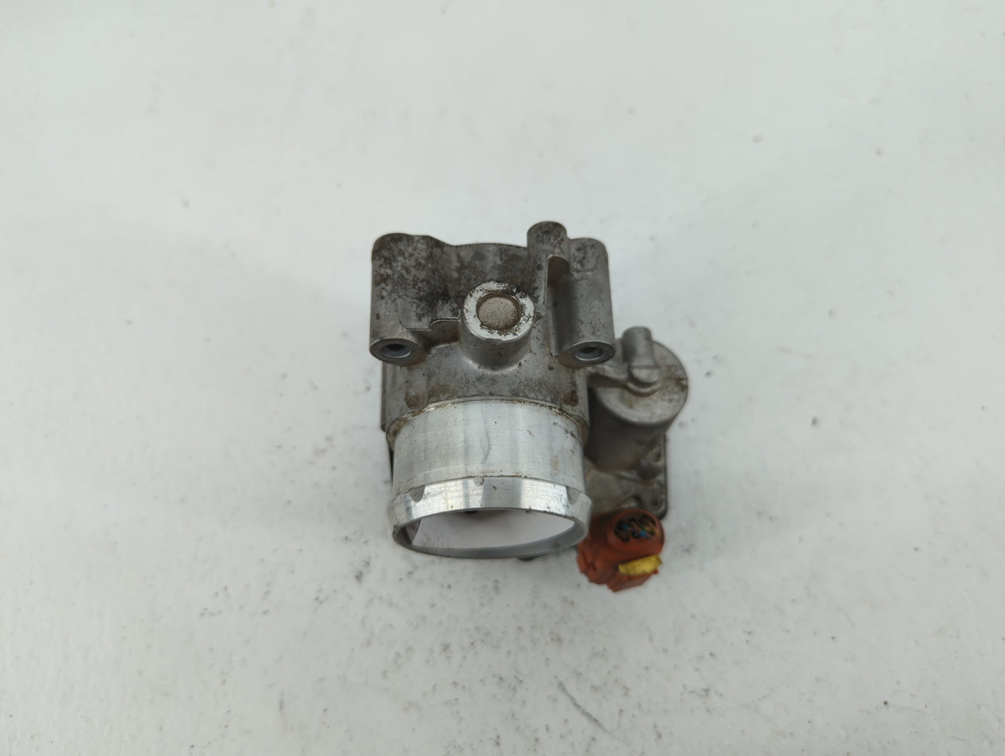 2017-2019 Ford Escape Throttle Body P/N:DS7G-9F991-BB DS7G-9F991-CA Fits Fits 2014 2015 2016 2017 2018 2019 2020 OEM Used Au