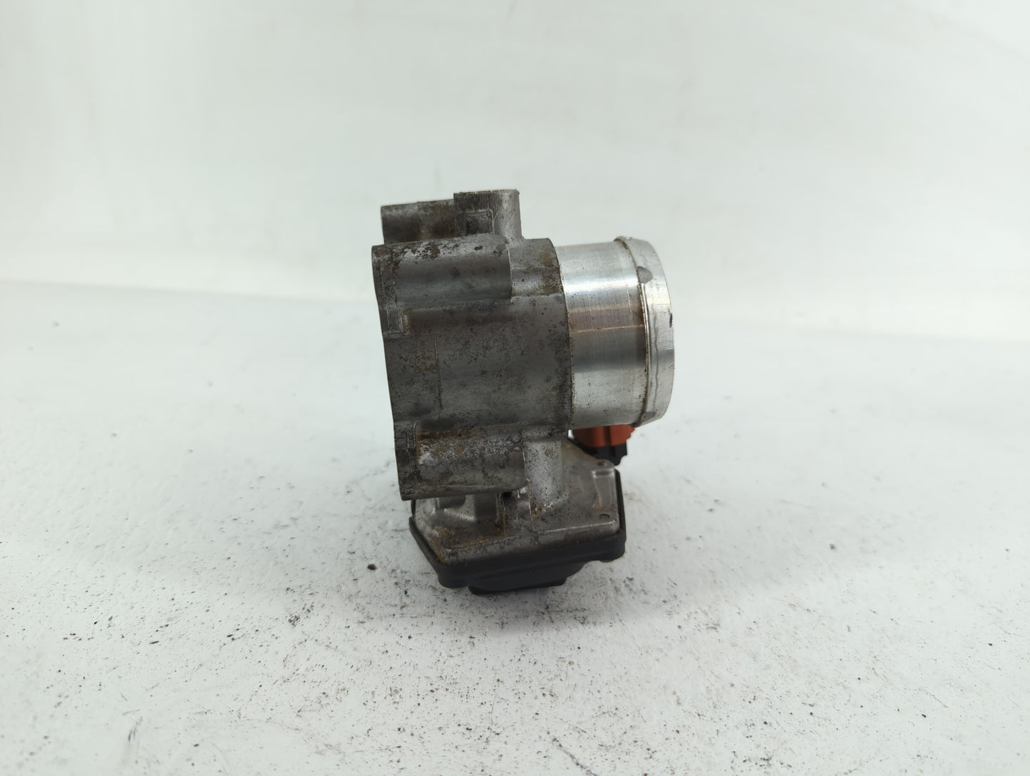 2017-2019 Ford Escape Throttle Body P/N:DS7G-9F991-BB DS7G-9F991-CA Fits Fits 2014 2015 2016 2017 2018 2019 2020 OEM Used Au