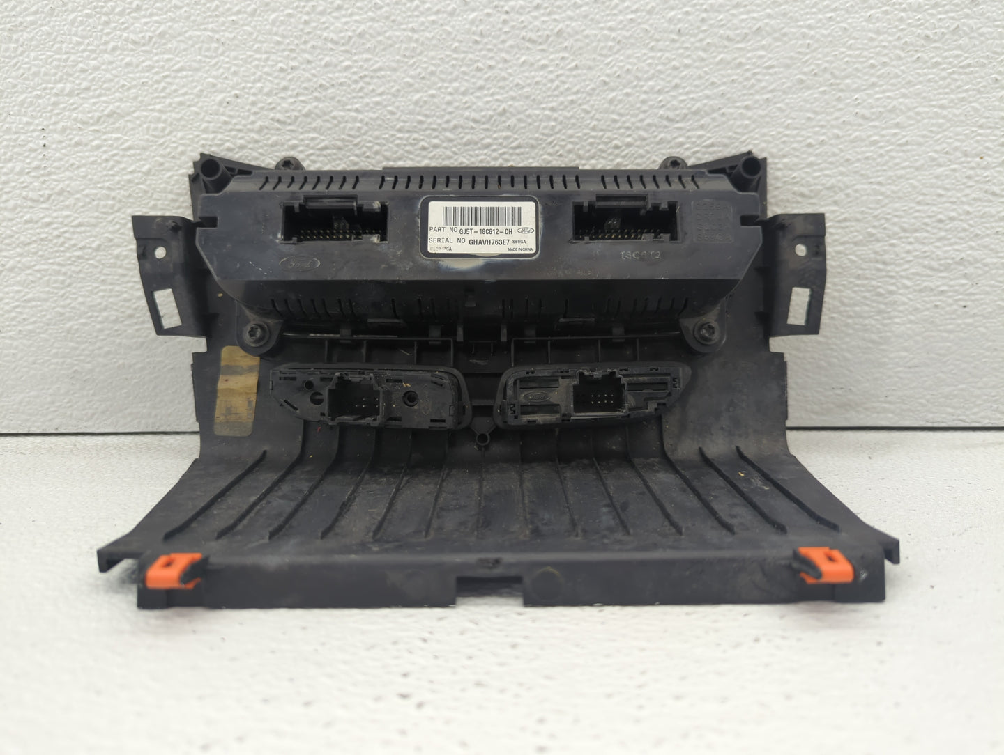 2018-2019 Ford Escape Climate Control Module Temperature AC/Heater Replacement P/N:GJ5T-18C612-CJ GJ5T-18C612-CH Fits OEM Us