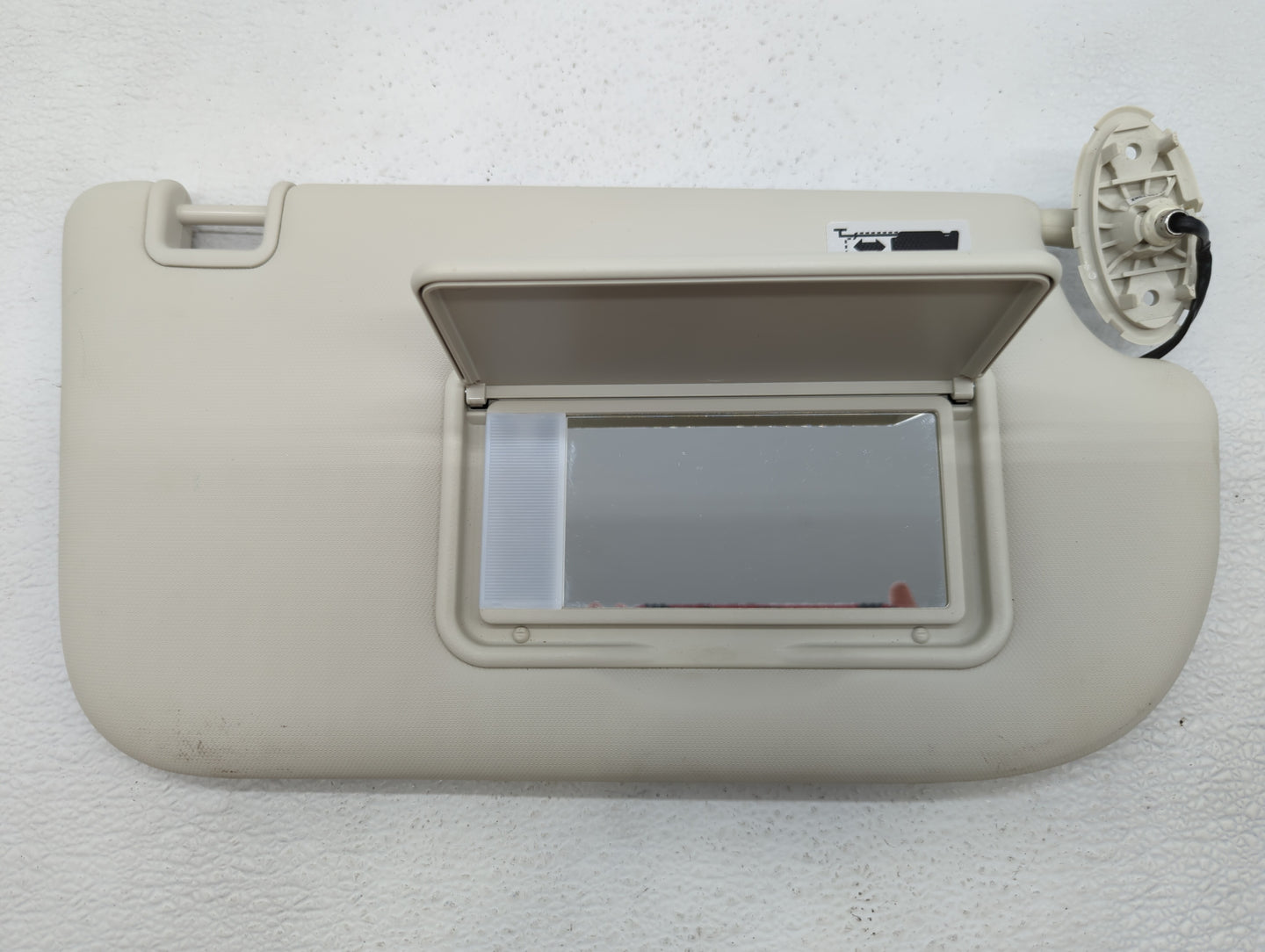 2013-2019 Ford Escape Sun Visor Shade Replacement Passenger Right Mirror Fits Fits 2013 2014 2015 2016 2017 2018 2019 OEM Us