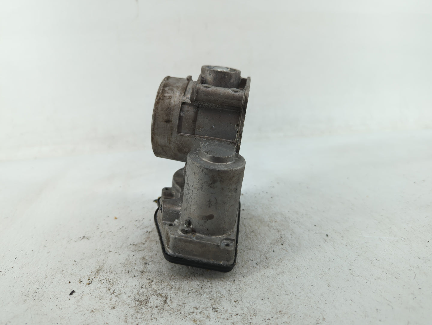 2013-2022 Ford Escape Throttle Body P/N:DS7E-9F991-BB DS7E-9F991-AH Fits Fits 2013 2014 2015 2016 2017 2018 2019 2020 2021 2
