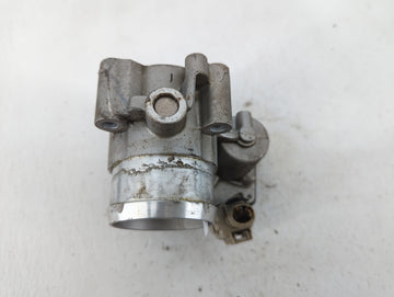 2017-2019 Ford Escape Throttle Body P/N:DS7G-9F991-BB DS7G-9F991-CA Fits Fits 2014 2015 2016 2017 2018 2019 2020 OEM Used Auto Parts