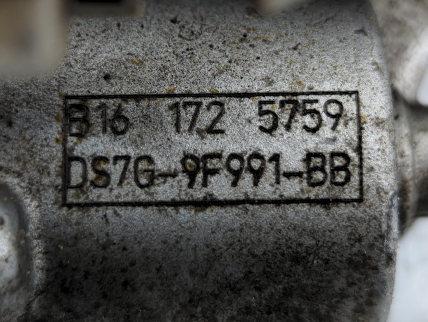 2017-2019 Ford Escape Throttle Body P/N:DS7G-9F991-BB DS7G-9F991-CA Fits Fits 2014 2015 2016 2017 2018 2019 2020 OEM Used Au