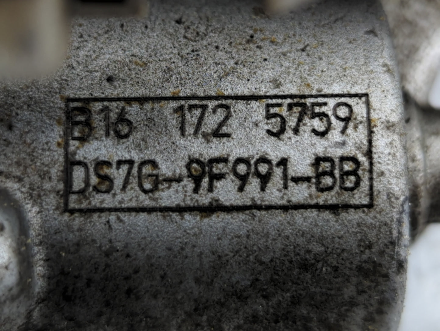 2017-2019 Ford Escape Throttle Body P/N:DS7G-9F991-BB DS7G-9F991-CA Fits Fits 2014 2015 2016 2017 2018 2019 2020 OEM Used Au