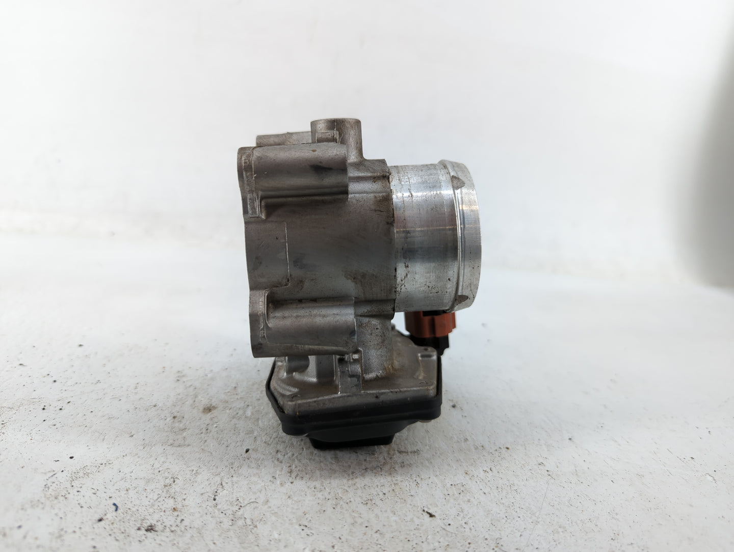 2017-2019 Ford Escape Throttle Body P/N:DS7G-9F991-BB DS7G-9F991-CA Fits Fits 2014 2015 2016 2017 2018 2019 2020 OEM Used Au