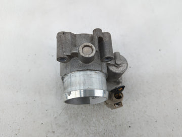 2017-2019 Ford Escape Throttle Body P/N:DS7G-9F991-BB DS7G-9F991-CA Fits Fits 2014 2015 2016 2017 2018 2019 2020 OEM Used Auto Parts