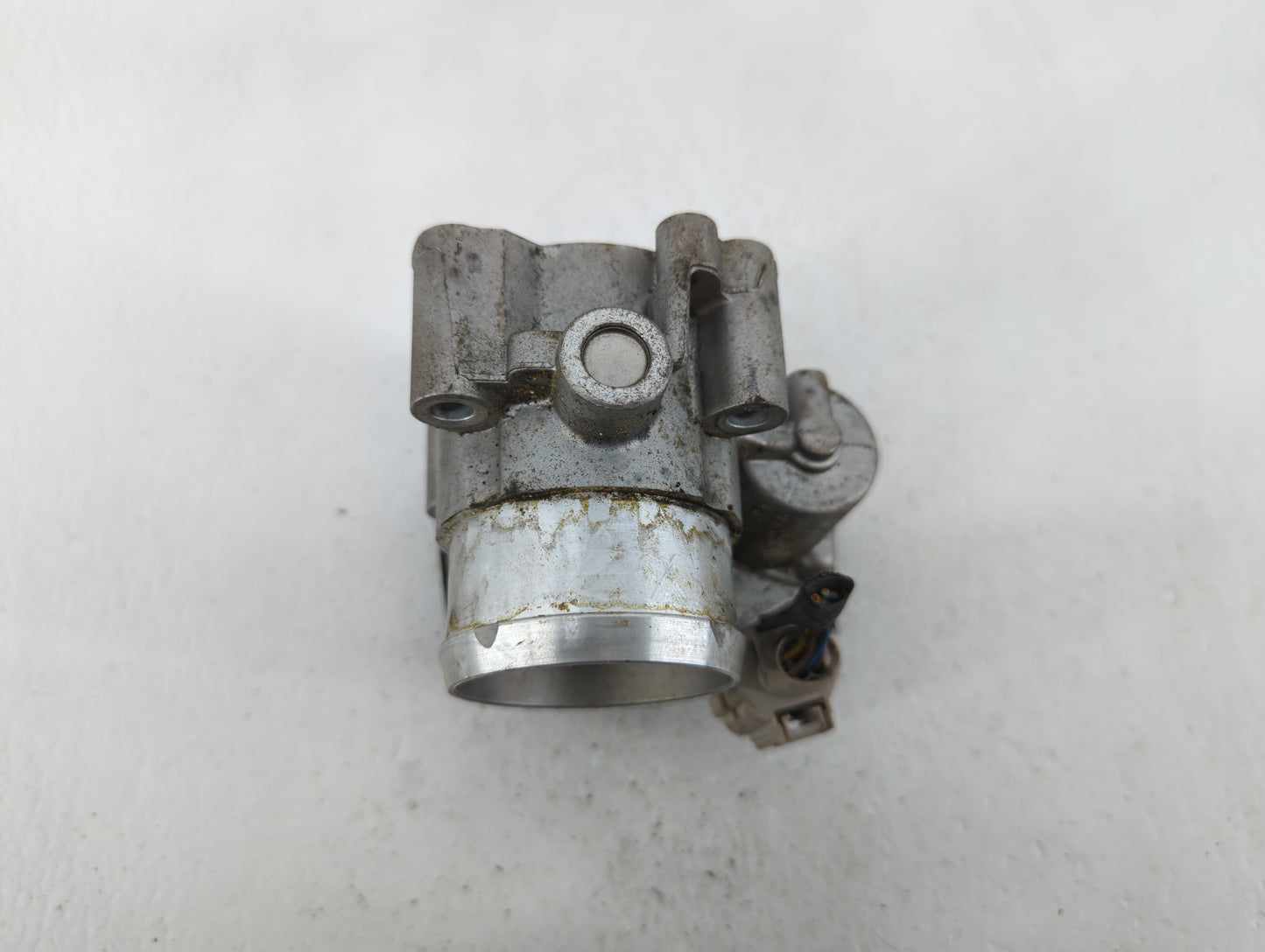 2017-2019 Ford Escape Throttle Body P/N:DS7G-9F991-BB DS7G-9F991-CA Fits Fits 2014 2015 2016 2017 2018 2019 2020 OEM Used Au