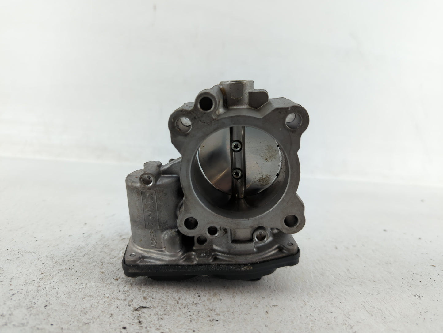 2017-2019 Ford Escape Throttle Body P/N:DS7G-9F991-BB DS7G-9F991-CA Fits Fits 2014 2015 2016 2017 2018 2019 2020 OEM Used Au