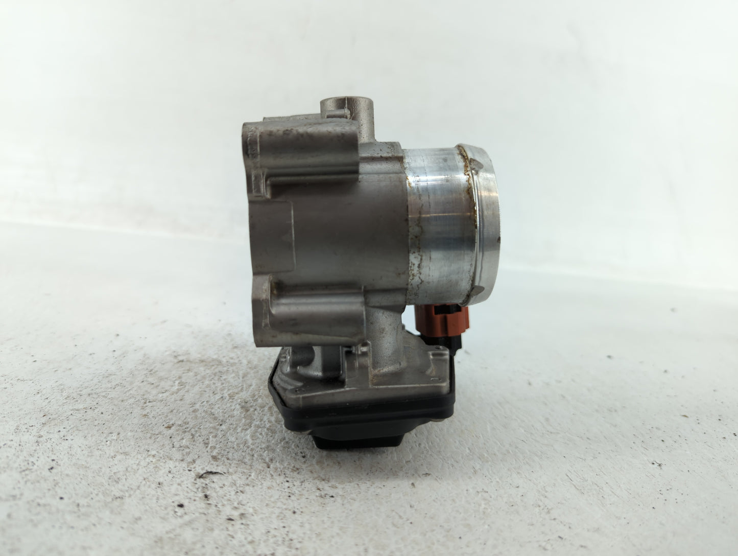 2017-2019 Ford Escape Throttle Body P/N:DS7G-9F991-BB DS7G-9F991-CA Fits Fits 2014 2015 2016 2017 2018 2019 2020 OEM Used Au