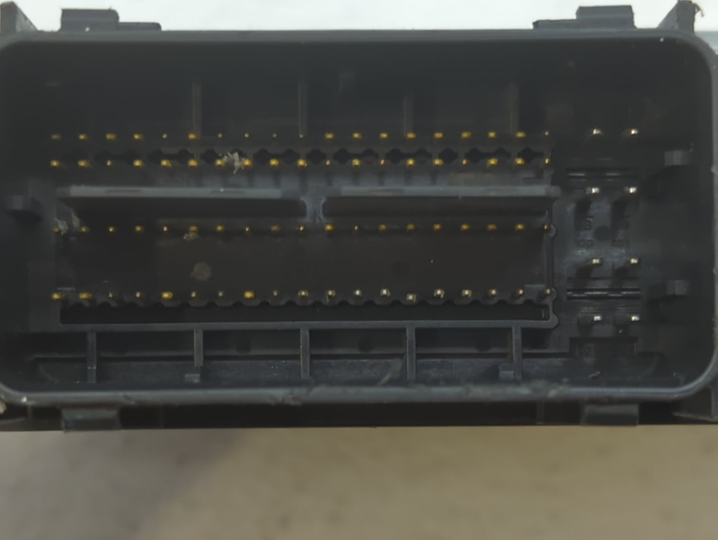 2017-2019 Ford Escape PCM Engine Control Computer ECU ECM PCU OEM P/N:HJ5A-12A650-MA FV6A-12B684-AB Fits Fits 2017 2018 2019