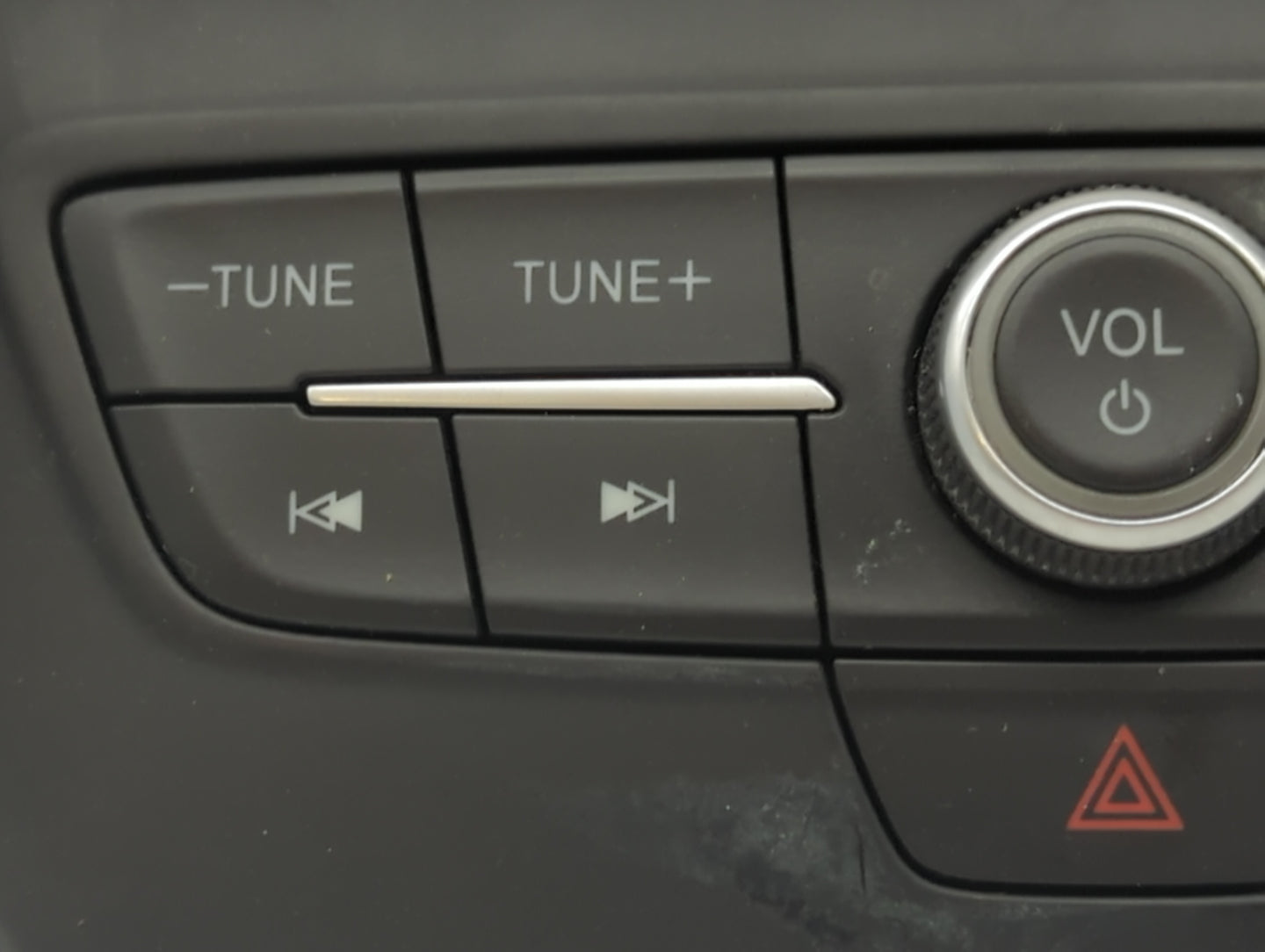 2017-2019 Ford Escape Am Fm Cd Player Radio Receiver - Oemusedautoparts1.com