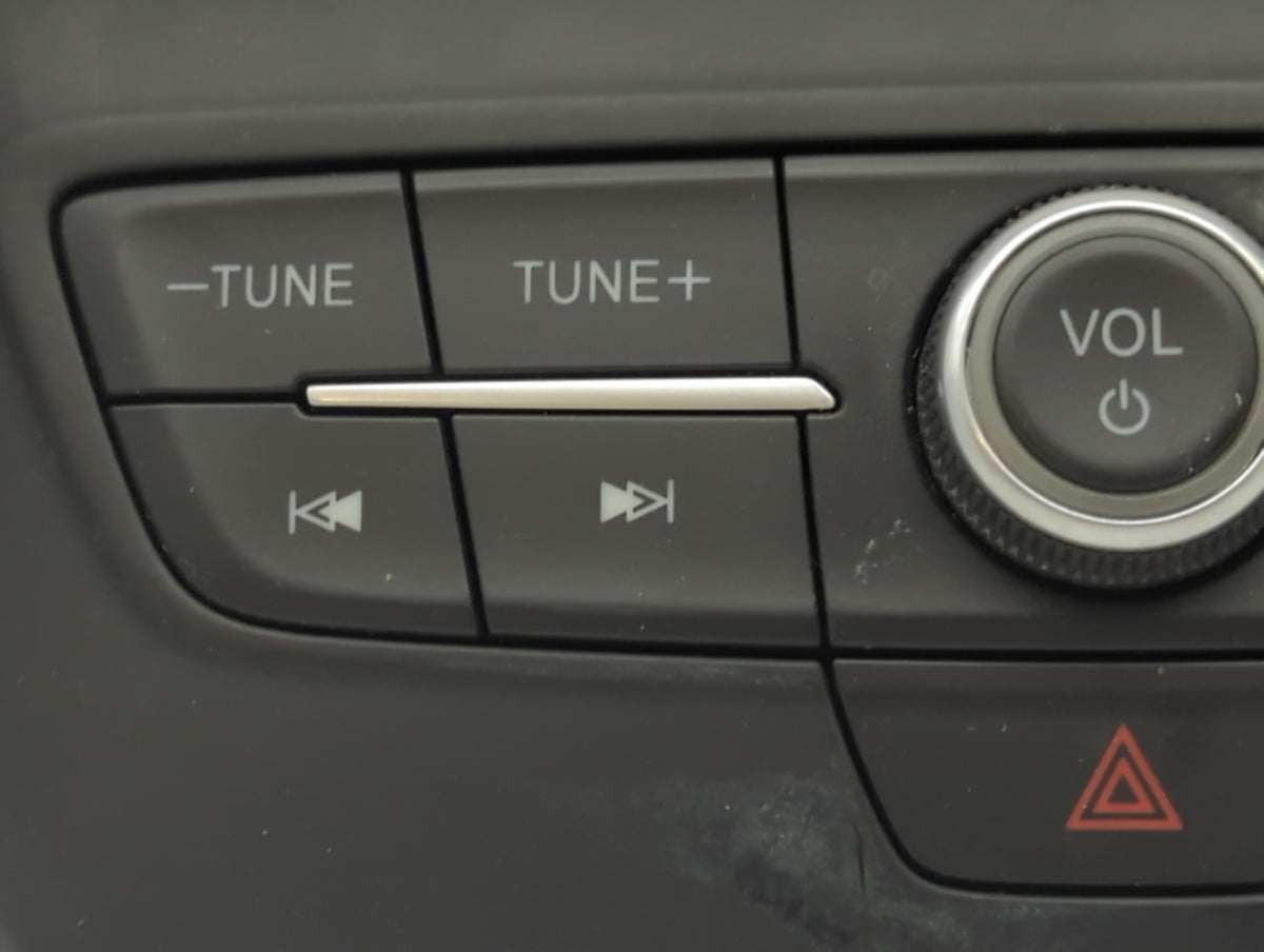 2017-2019 Ford Escape Am Fm Cd Player Radio Receiver 472301 - Oemusedautoparts1.com