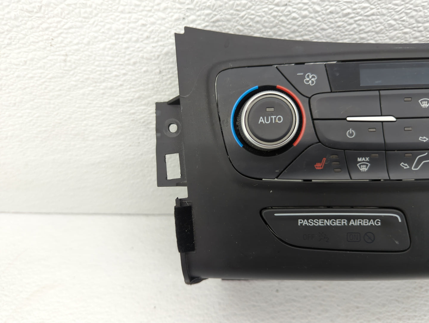 2018-2019 Ford Escape Climate Control Module Temperature AC/Heater Replacement P/N:GJ5T-18C612-CH GJ5T-18C612-CJ Fits OEM Us