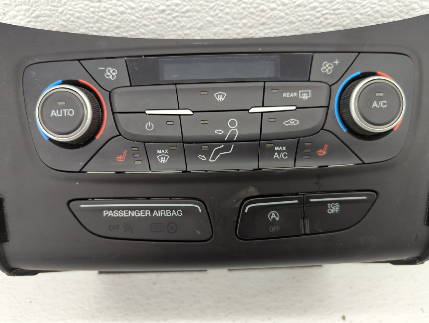 2018-2019 Ford Escape Climate Control Module Temperature AC/Heater Replacement P/N:GJ5T-18C612-CH GJ5T-18C612-CJ Fits OEM Us