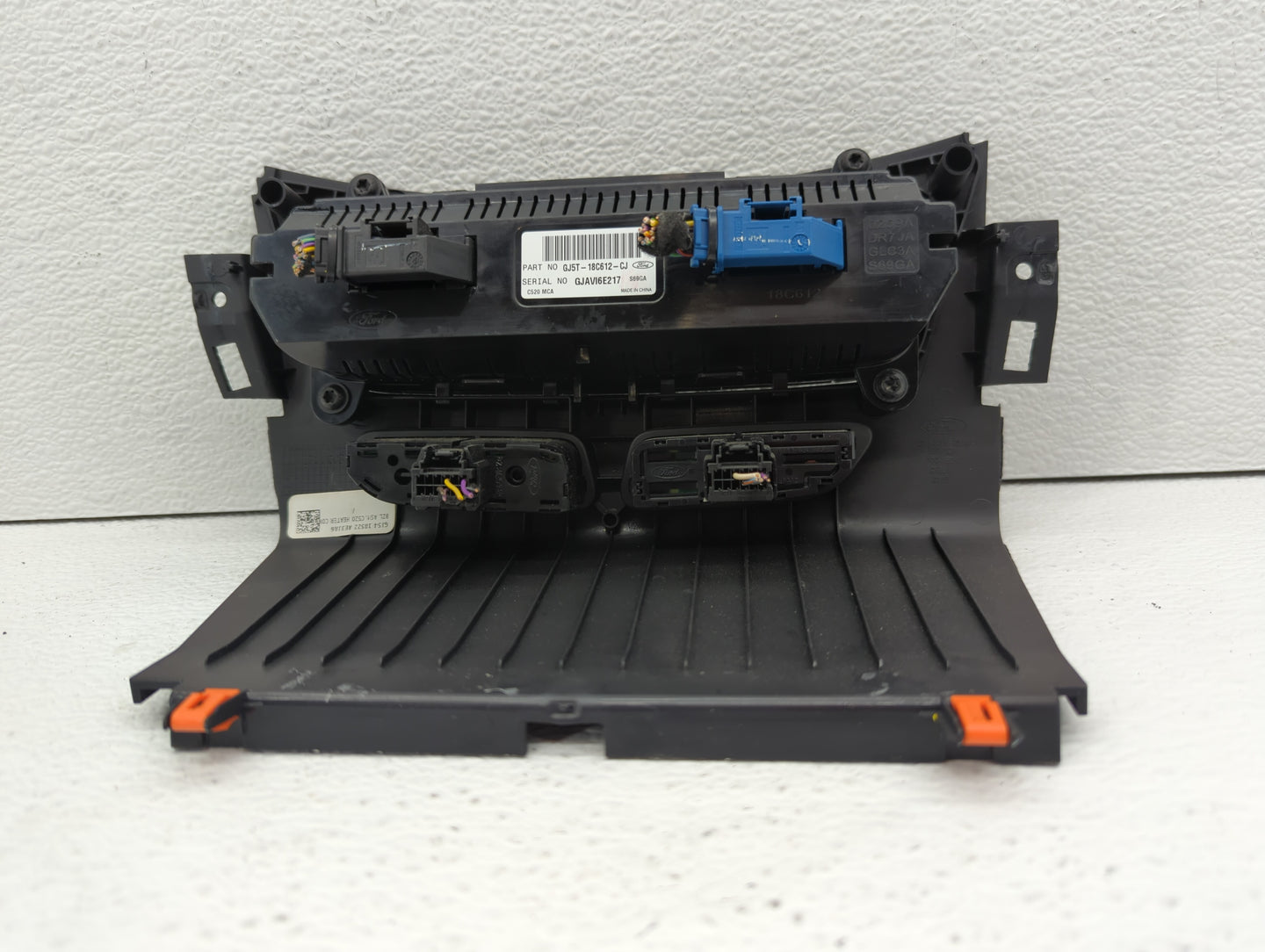 2018-2019 Ford Escape Climate Control Module Temperature AC/Heater Replacement P/N:GJ5T-18C612-CH GJ5T-18C612-CJ Fits OEM Us