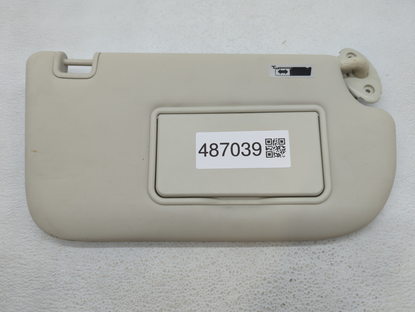 2013-2019 Ford Escape Sun Visor Shade Replacement Passenger Right Mirror Fits Fits 2013 2014 2015 2016 2017 2018 2019 OEM Us