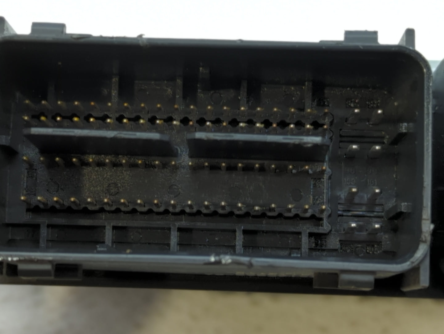 2017-2019 Ford Escape PCM Engine Control Computer ECU ECM PCU OEM P/N:HJ5A-12A650-MA FV6A-12B684-AB Fits Fits 2017 2018 2019