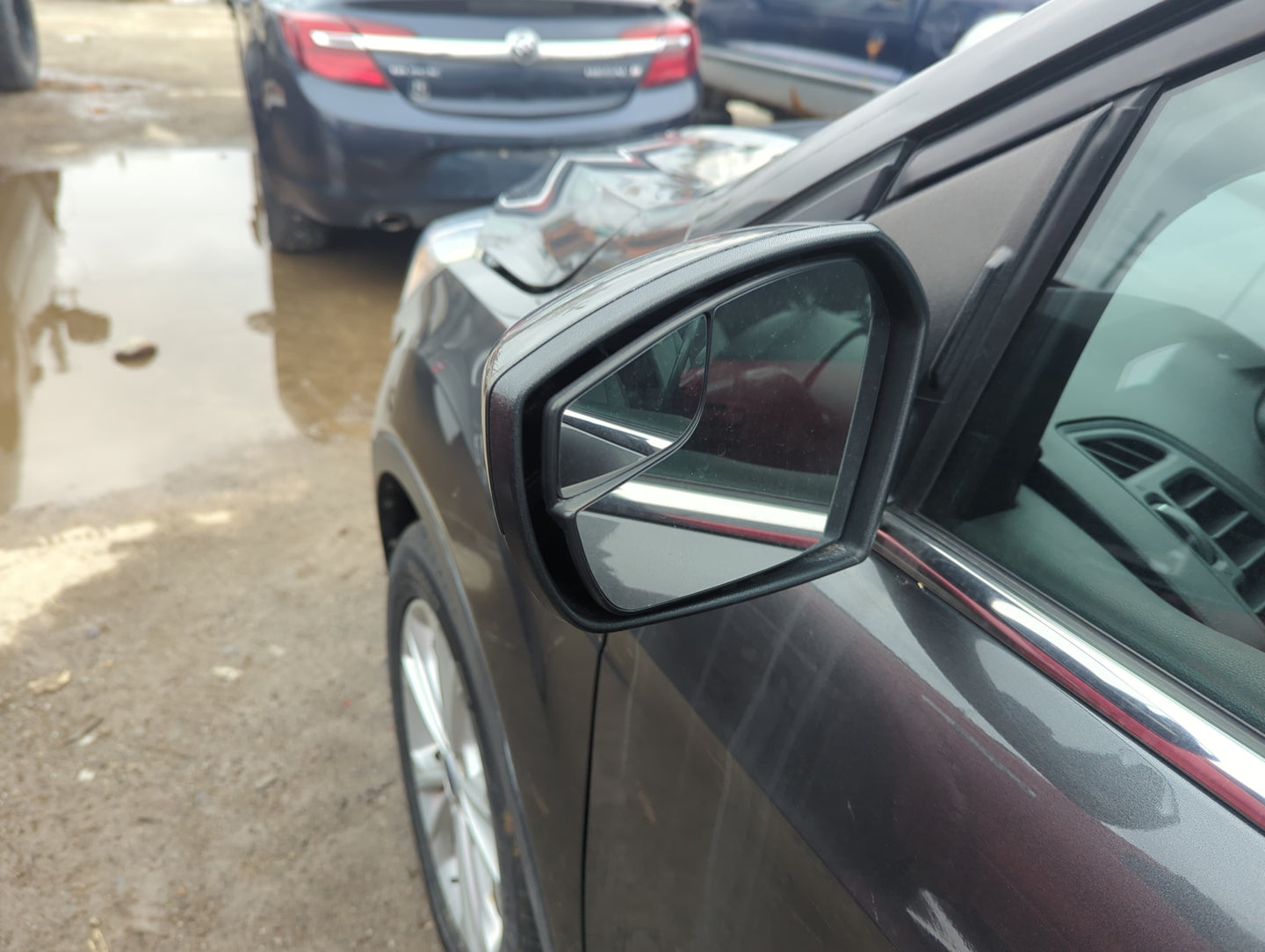 2017-2019 Ford Escape Driver Side View Mirror - Left Door Mirror OEM Used - Oemusedautoparts1.com