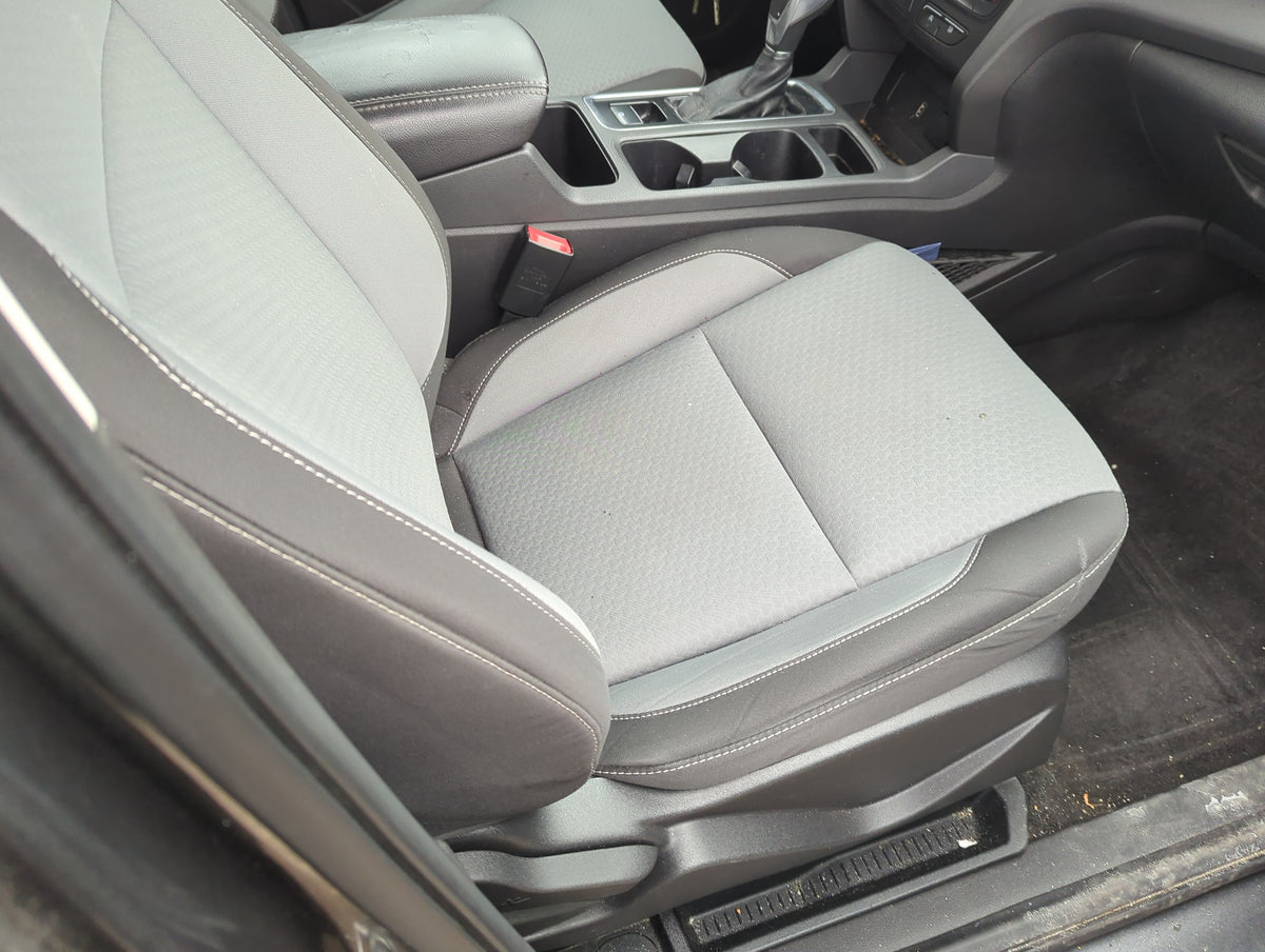 2016-2019 Ford Escape Passenger Front Seat Oem 5006703 - Oemusedautoparts1.com