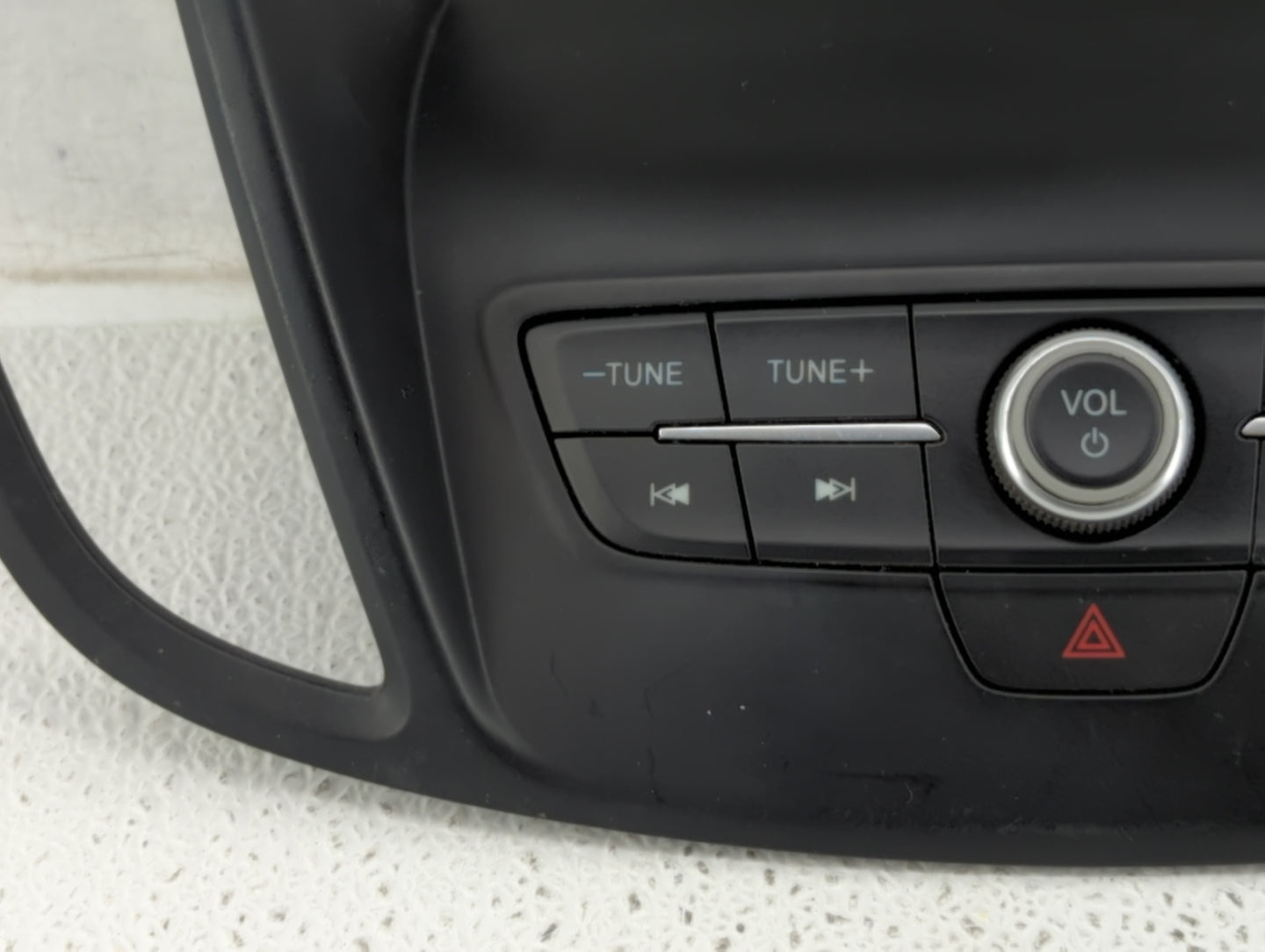 2017-2019 Ford Escape Radio Control Panel - Oemusedautoparts1.com
