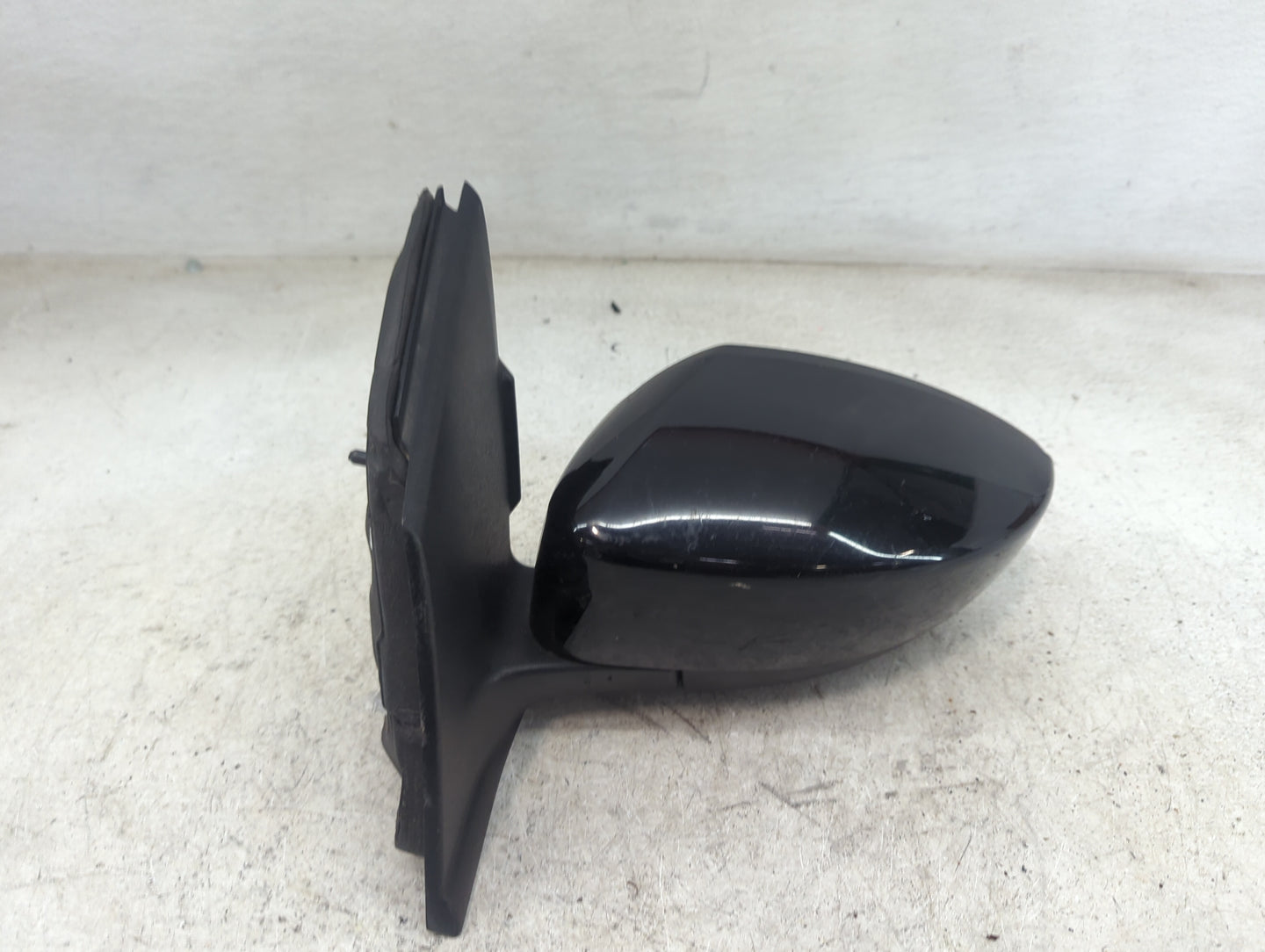 2017-2019 Ford Escape Driver Side View Mirror - Left Door Mirror OEM Used - Oemusedautoparts1.com