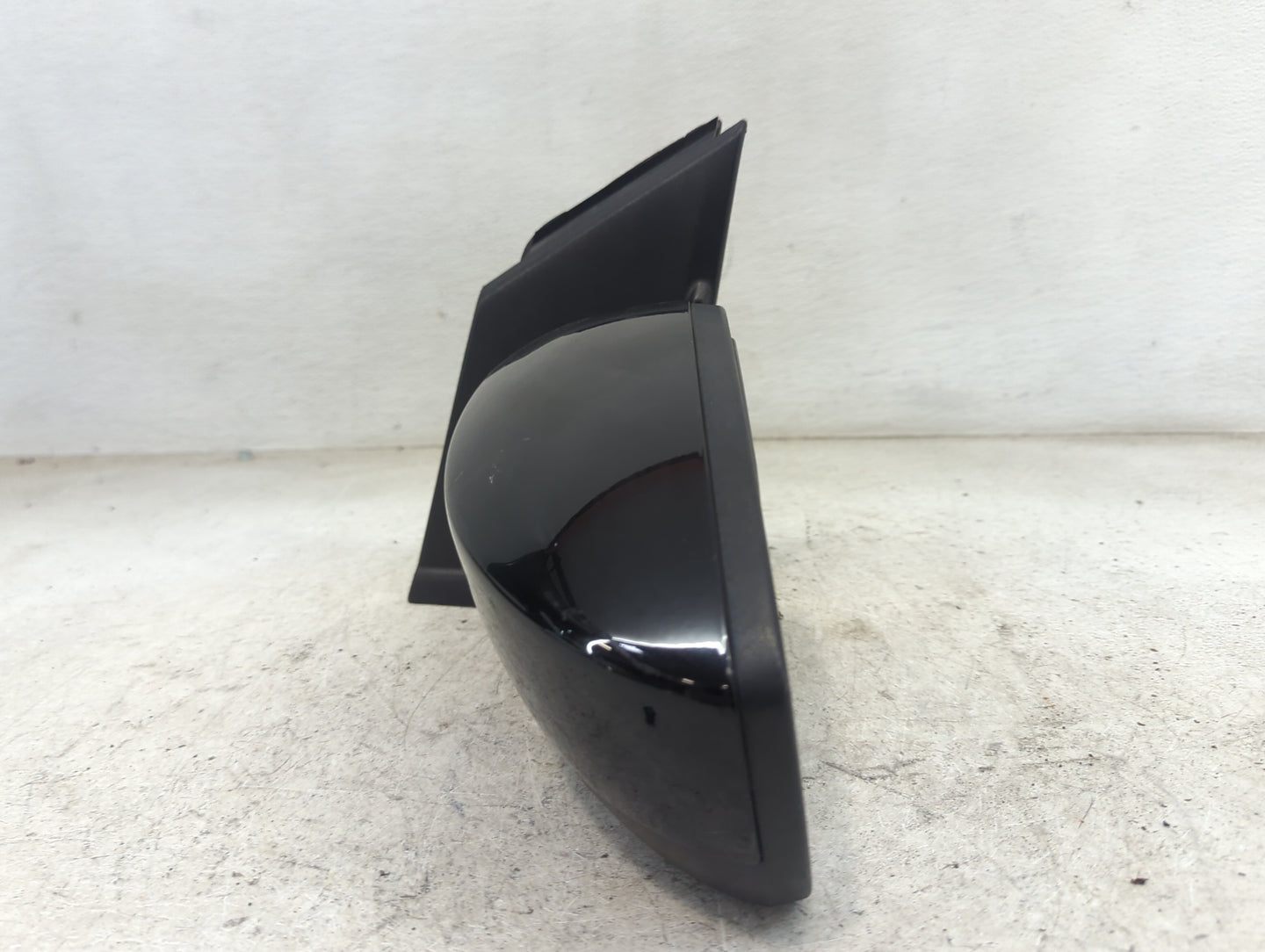 2017-2019 Ford Escape Driver Side View Mirror - Left Door Mirror OEM Used - Oemusedautoparts1.com