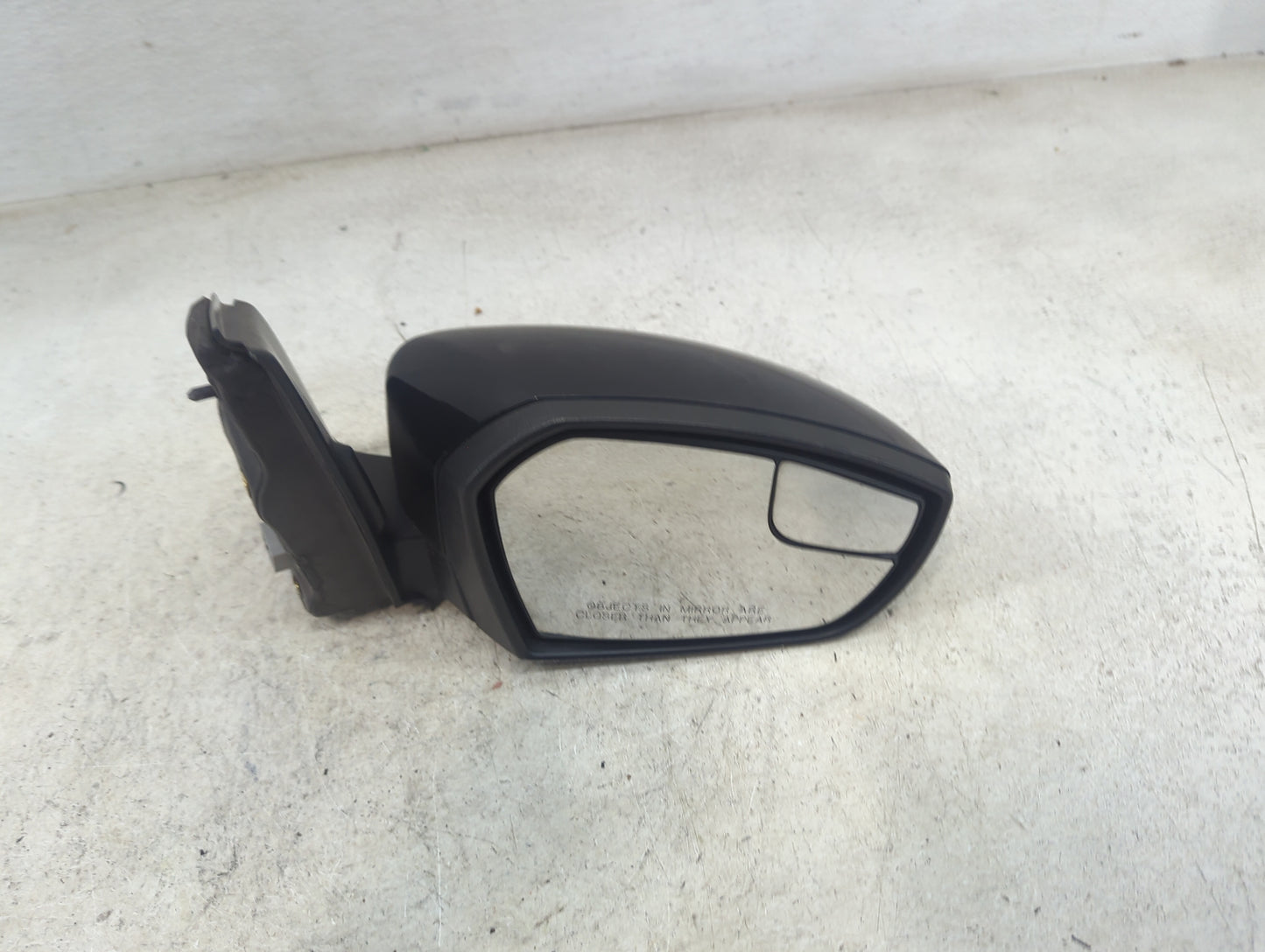 2017-2019 Ford Escape Passenger Side View Mirror - Right Door Mirror OEM Used - Oemusedautoparts1.com