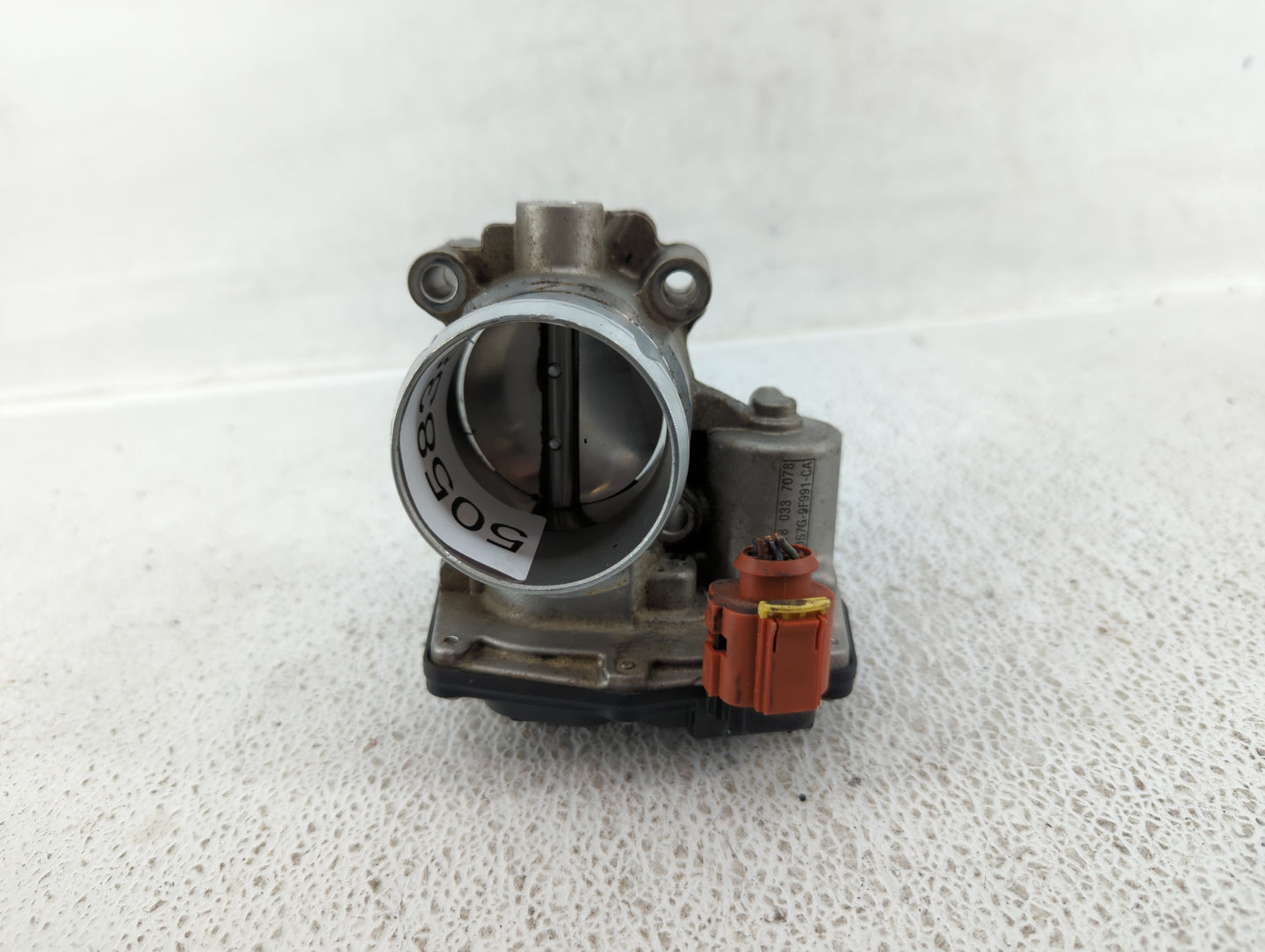 2017-2019 Ford Escape Throttle Body P/N:DS7G-9F991-CA DS7G-9F991-BB Fits Fits 2014 2015 2016 2017 2018 2019 2020 OEM Used Au