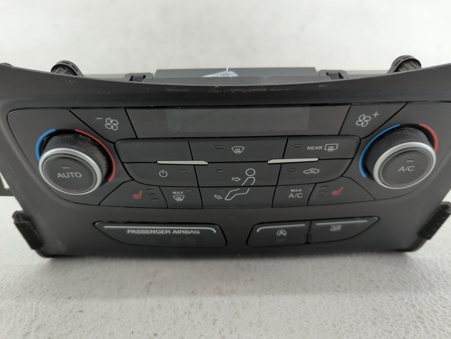 2018-2019 Ford Escape Climate Control Module Temperature AC/Heater Replacement P/N:GJ5T-18C612-CK GJ5T-18C612-CH Fits OEM Us