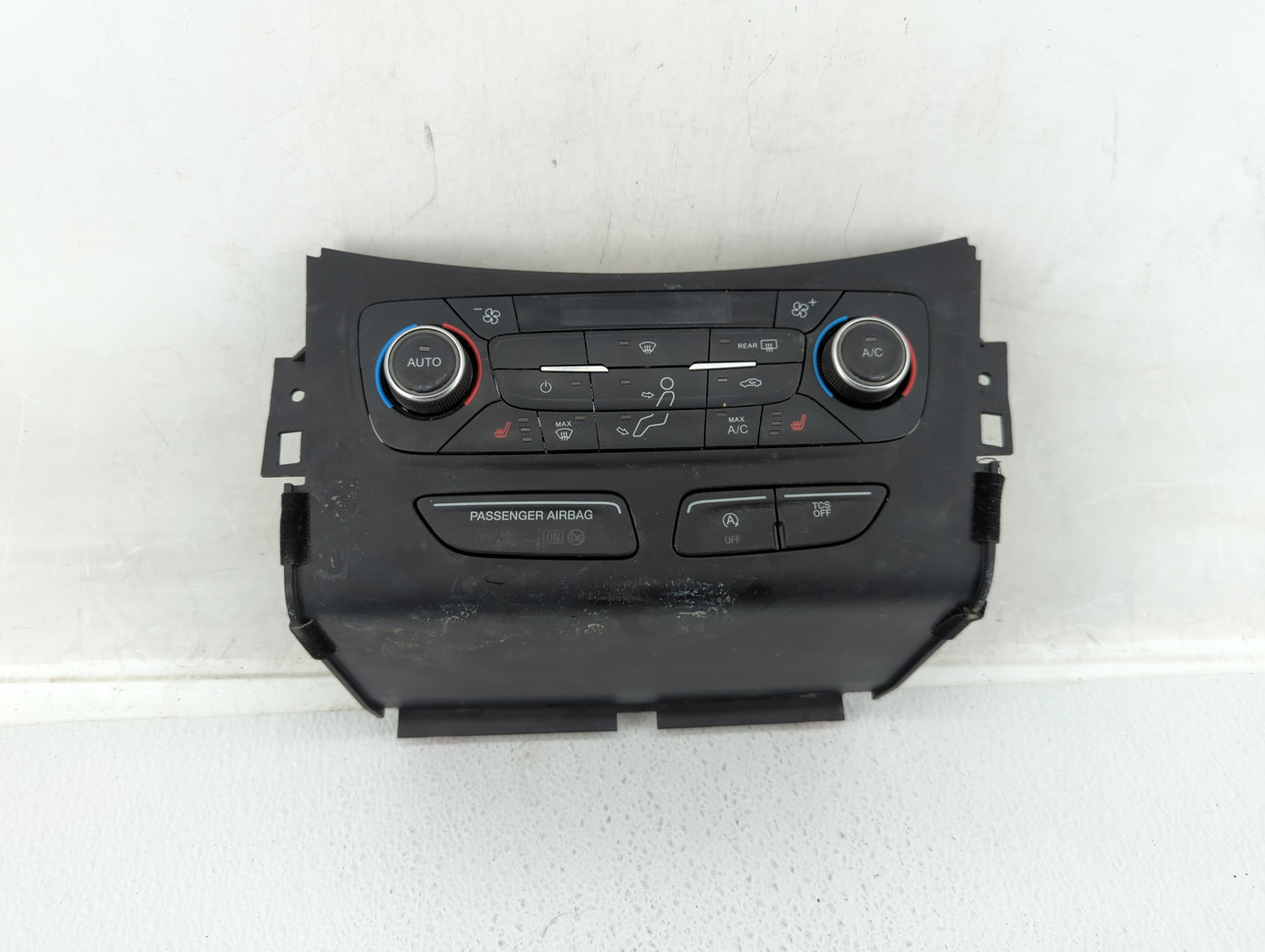2018-2019 Ford Escape Climate Control Module Temperature AC/Heater Replacement P/N:GJ5T-18C612-CH Fits Fits 2018 2019 OEM Us